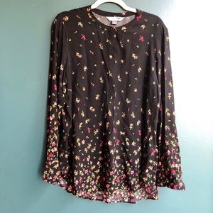 Floral tunic, buttons halfway, size L